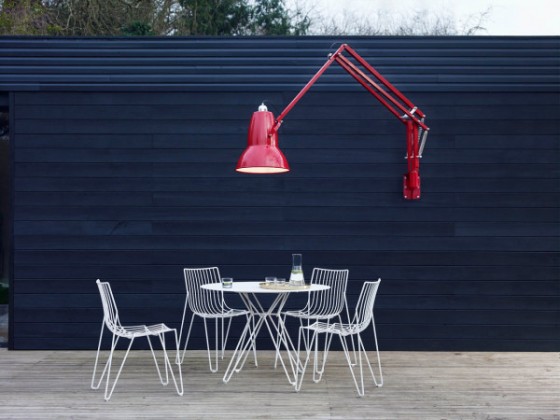 Anglepoise_Original_1227_Giant_Outdoor_Lamp-2-600x450